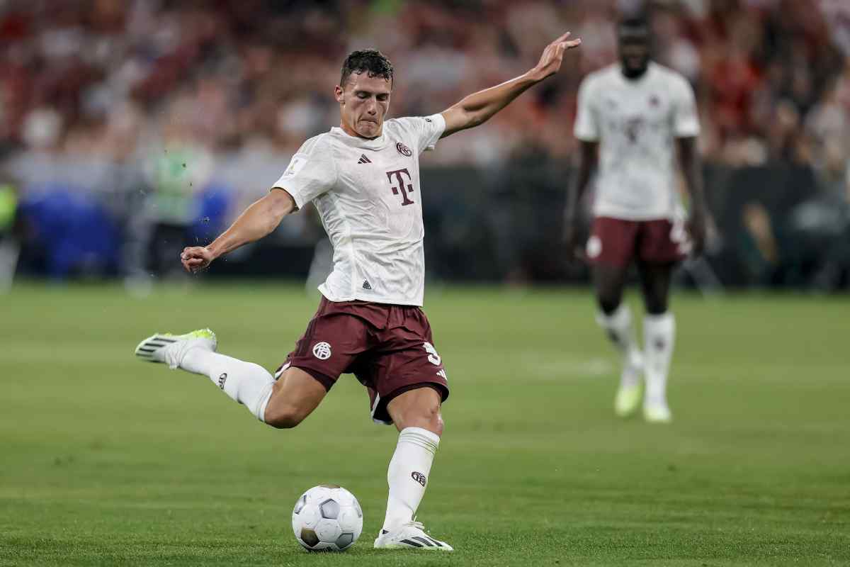 Pavard verso l'Inter, il Bayern cerca in casa Milan