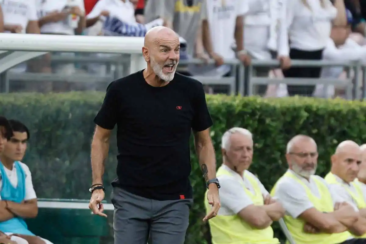 Stefano Pioli, allenatore del Milan che ha disputato la penultima amichevole prima dell'inizio del campionato