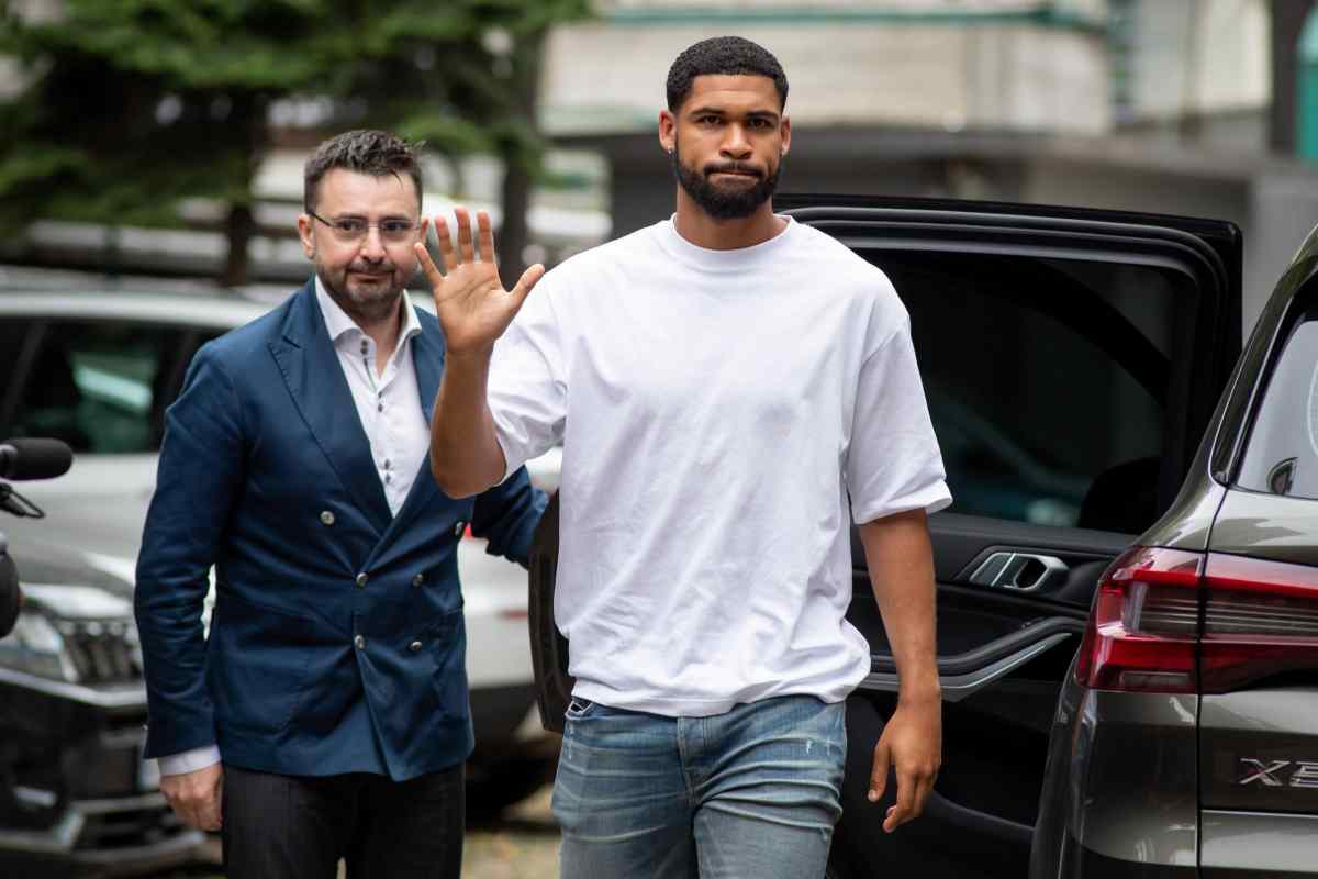 Loftus-Cheek in conferenza alla vigilia di Barcellona-Milan