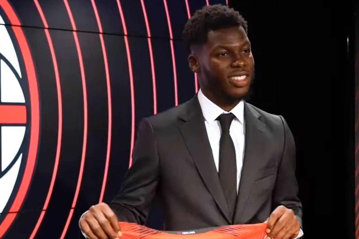 Musah si presenta al Milan con un intervista