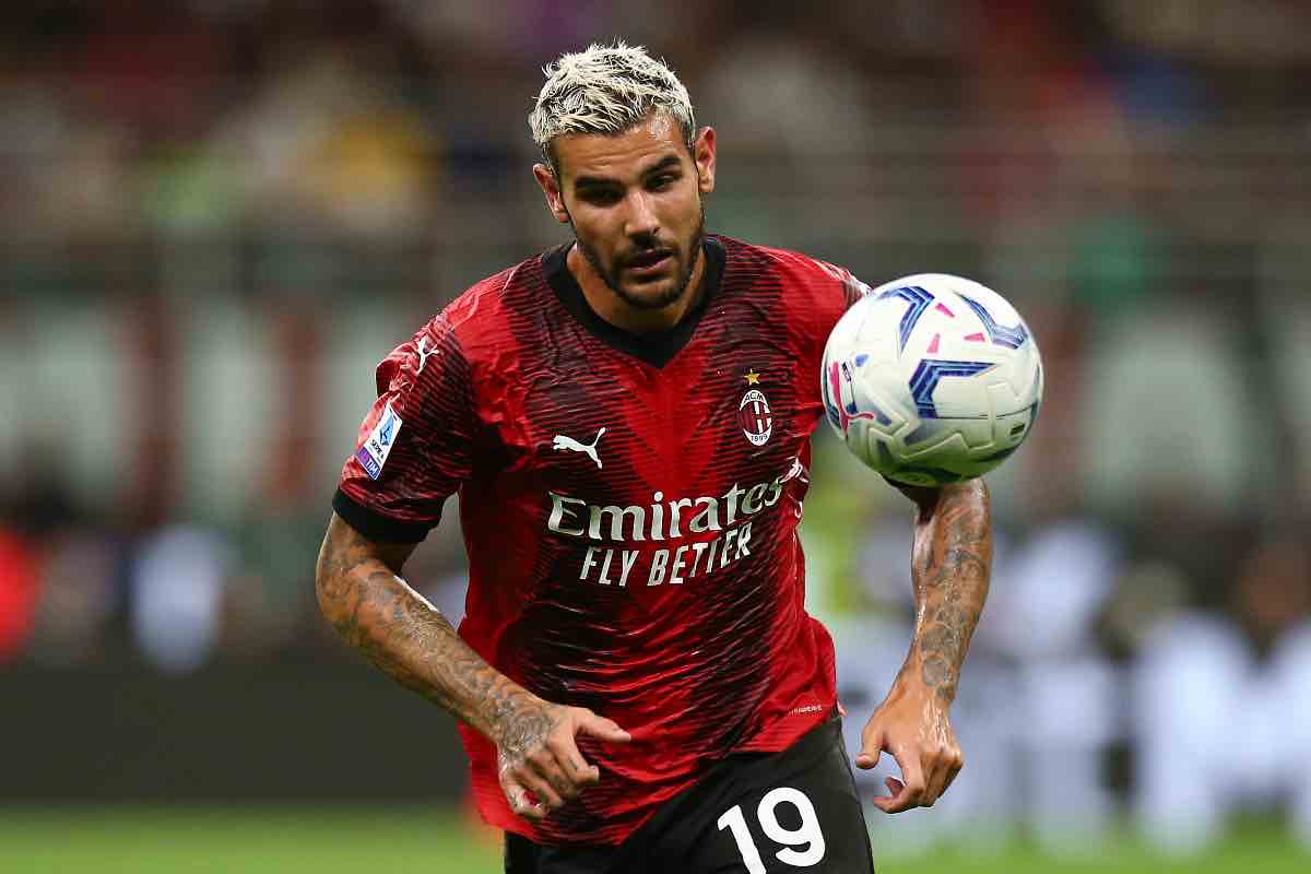 Theo vincitore del primo premio della stagione