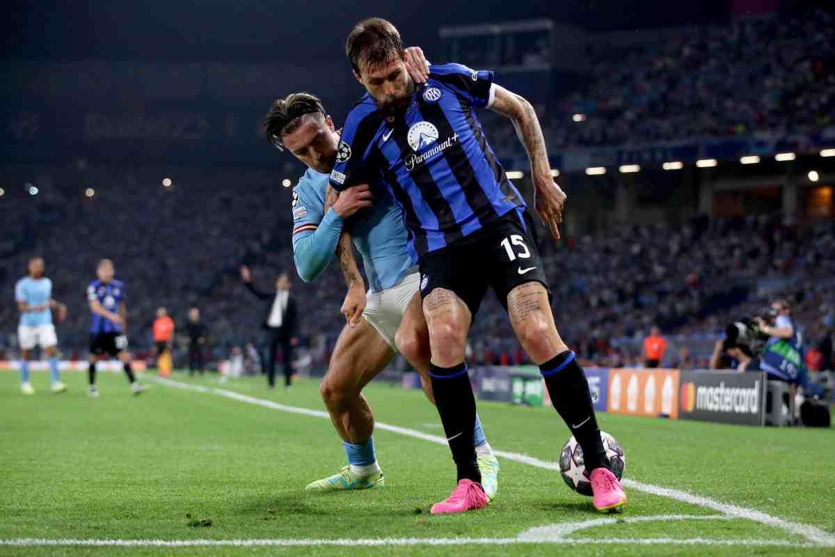 Acerbi favorito rispetto a De Vrij
