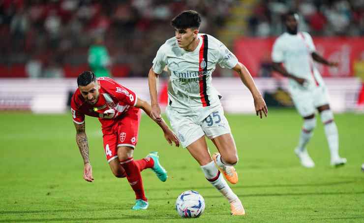 Il Milan pensa ad una soluzione in difesa