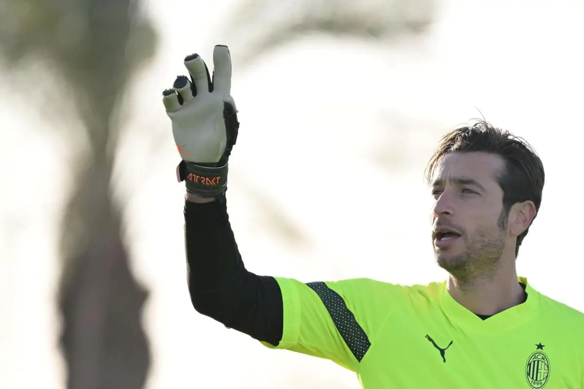 A poche ore da Milan-Juventus, arriva l'elogio per Mirante