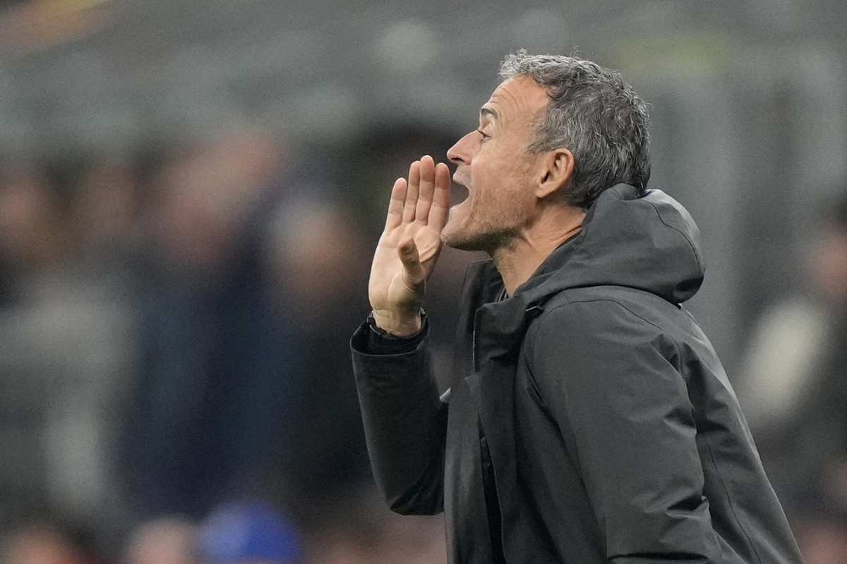 Luis Enrique si complimenta con il Milan, piovono elogi in conferenza per i rossoneri