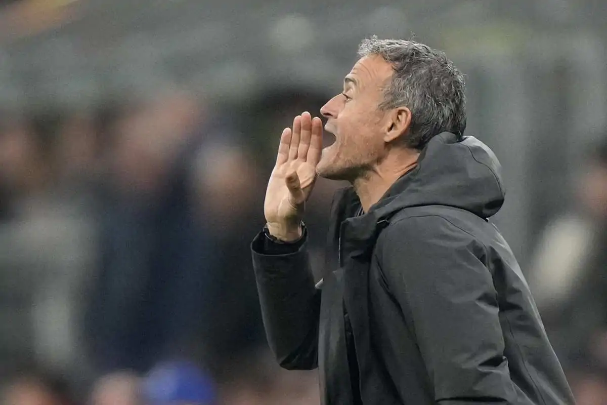 Luis Enrique si complimenta con il Milan, piovono elogi in conferenza per i rossoneri