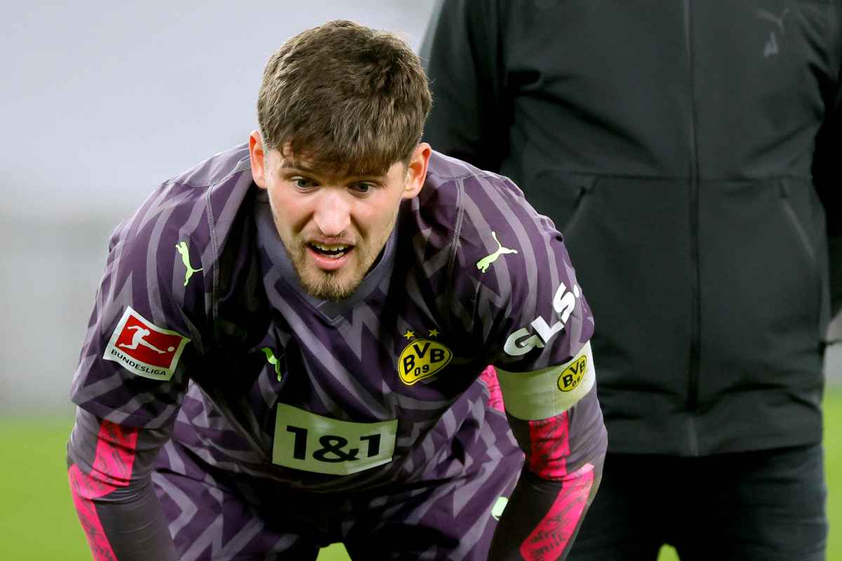 Infortunio muscolare Kobel, le ultime verso il Milan