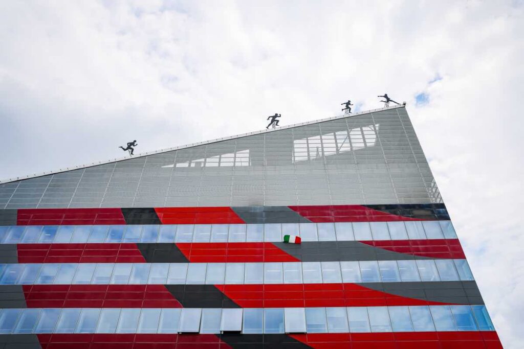 Pellegrino e Chaka al passo d'addio. Il Milan è pronto a salutarli.