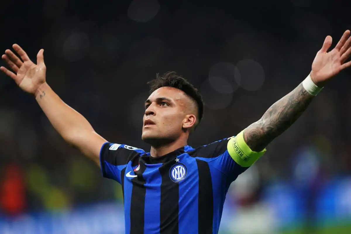 Lautaro risponde alle critiche