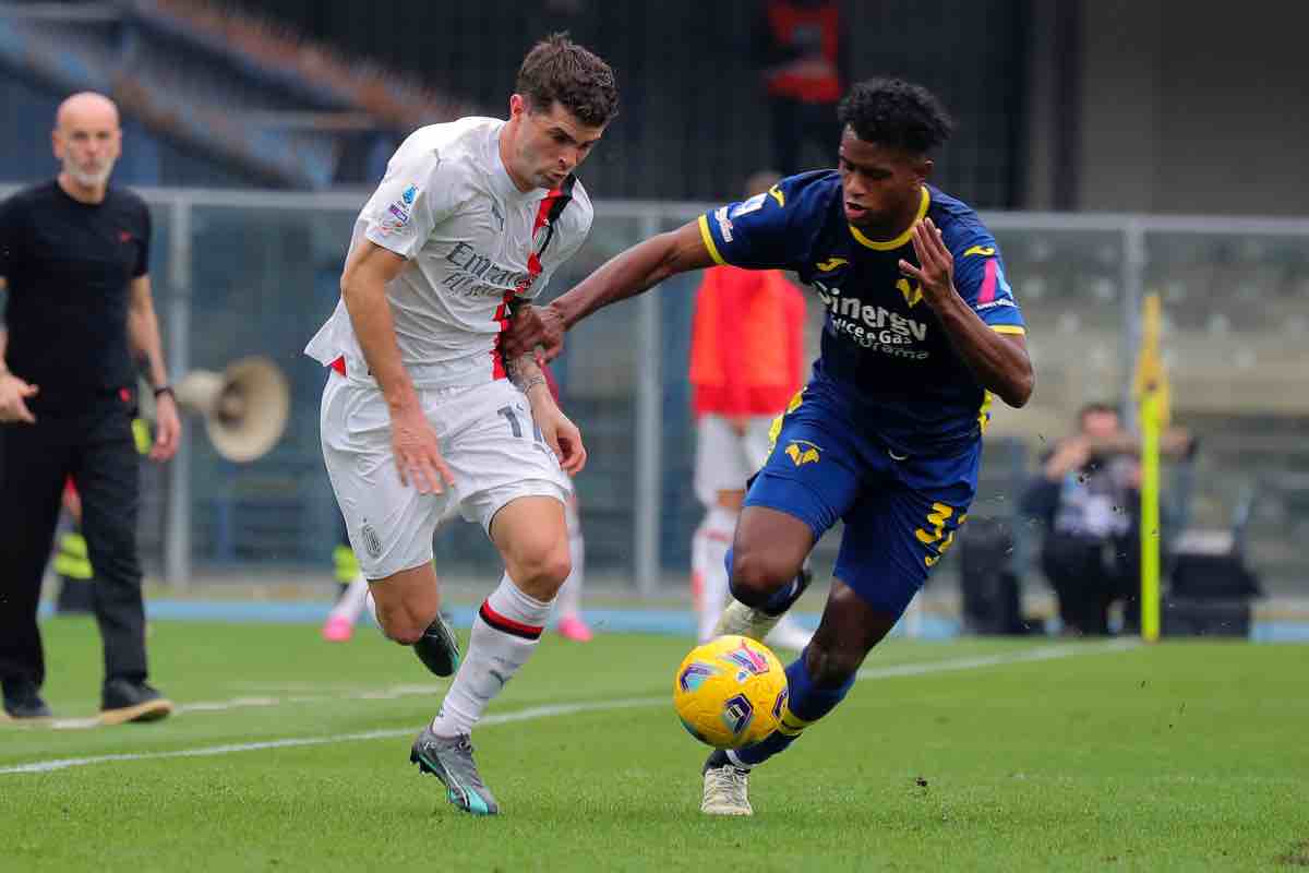 Polemiche per l'ammonizione di Theo in Verona Milan.