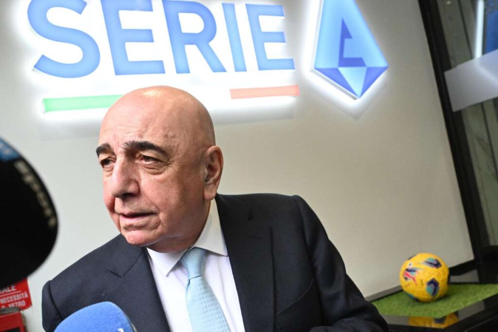 Galliani, bordata al Milan:''Manovra rozza''