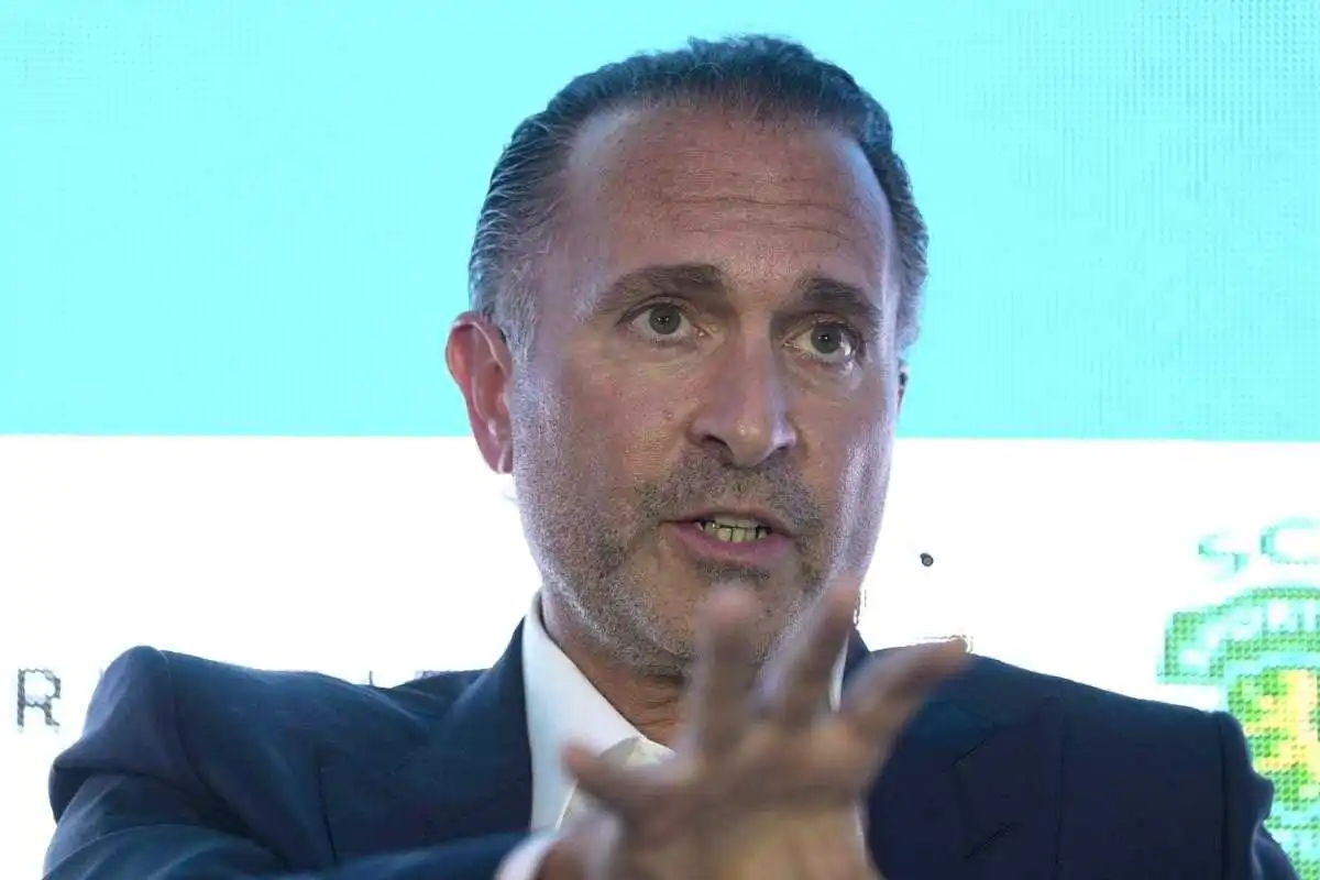 Cardinale dialoga con Oaktree