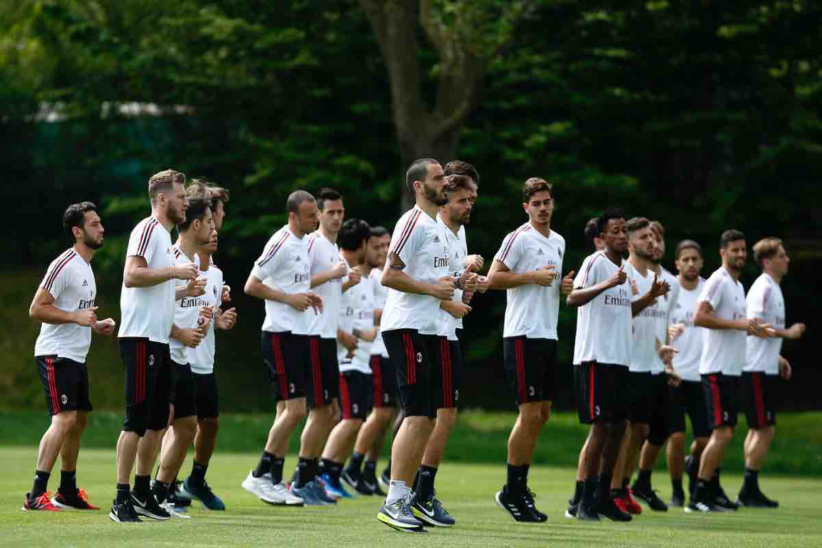 ex rossonero si ritira