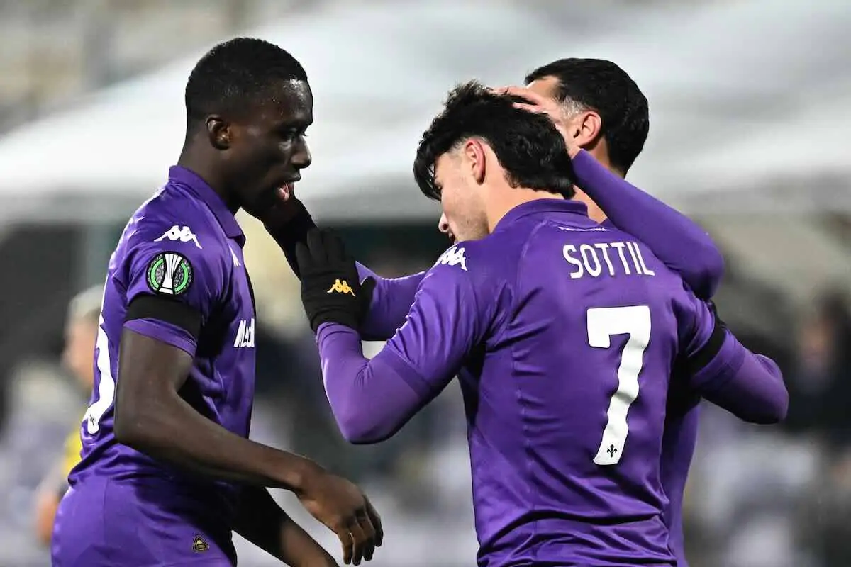 I giocatori della Fiorentina esultano