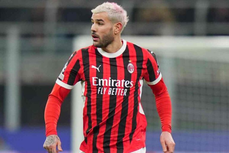 Theo Hernandez in primo piano