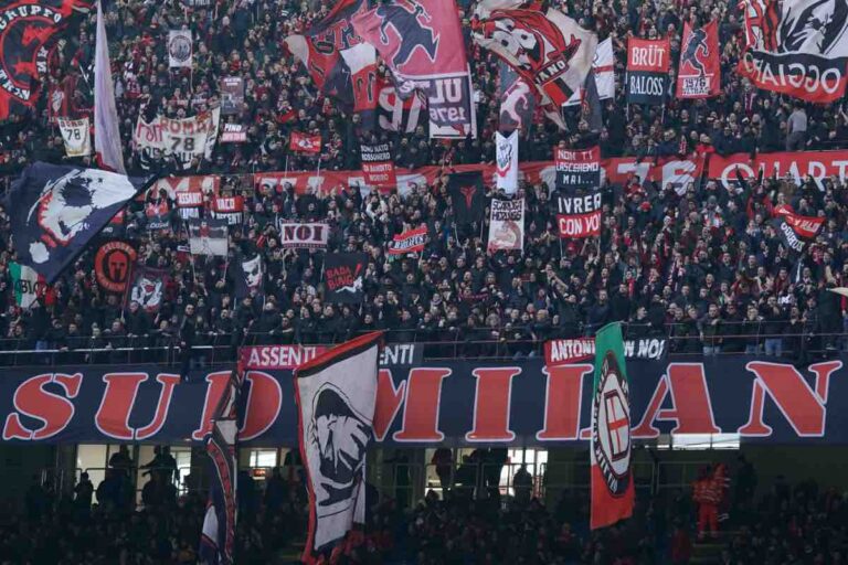 Curva Sud, duro comunicato