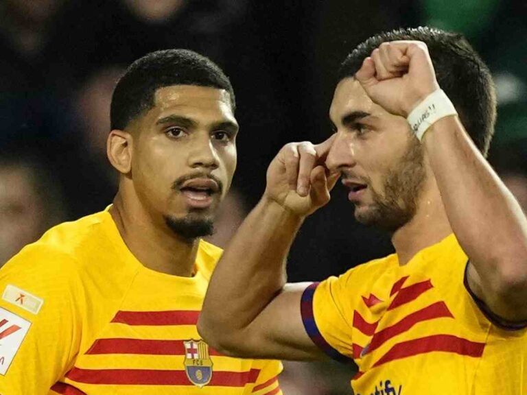 Ferran Torres e Araujo