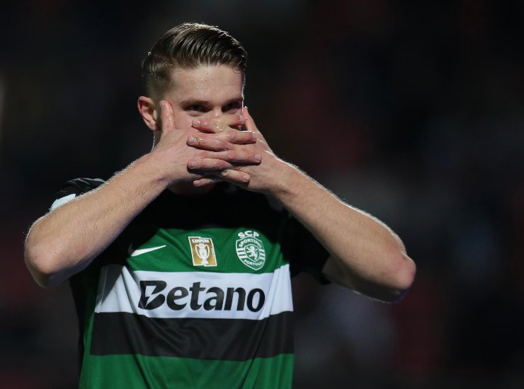 Gyokeres esulta dopo un gol