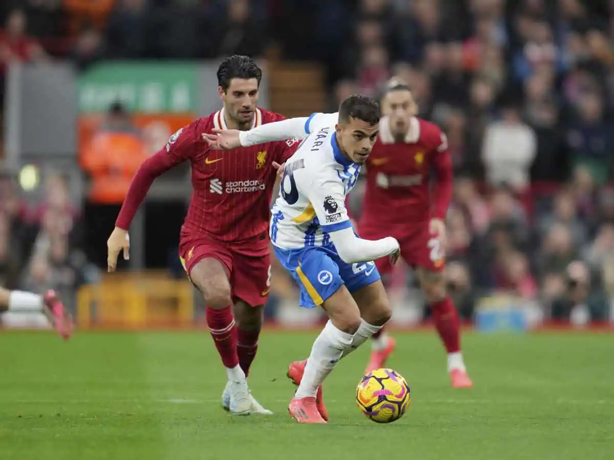 Yasin Ayari in partita vs Liverpool