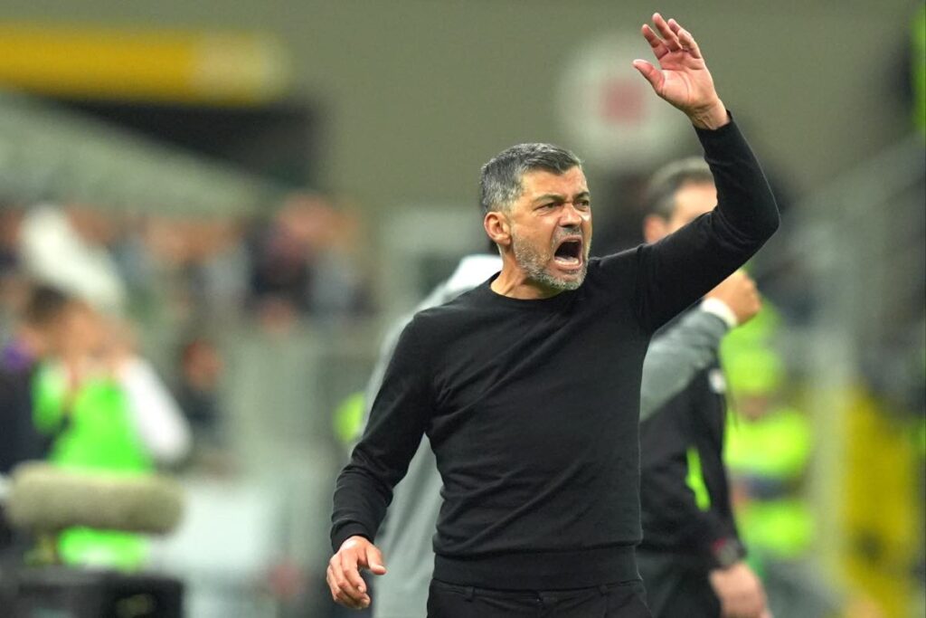 Conceicao perde Maignan