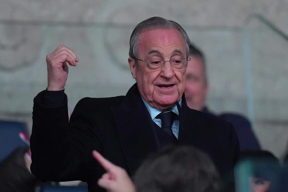 Florentino Perez sorride