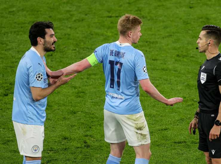 De Bruyne e Gundogan con la maglia del City