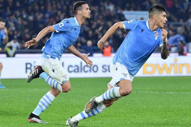 Luiz Felipe esulta con Correa