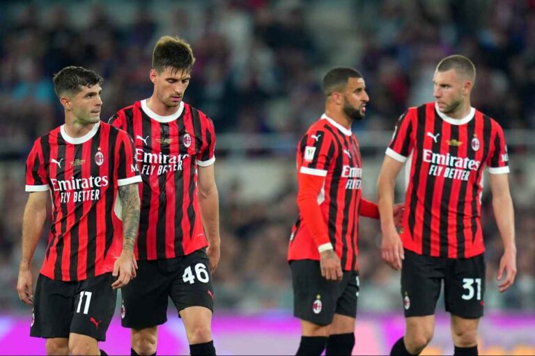 Giocatori del Milan tristi