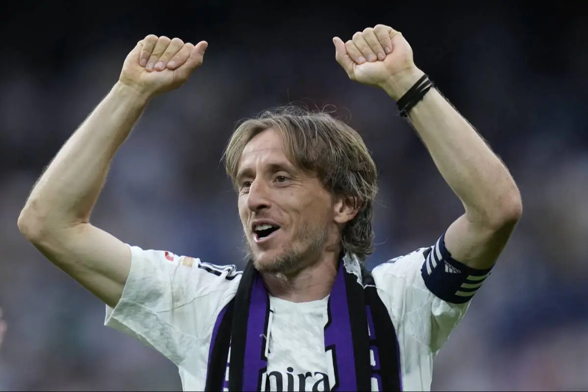 Modric esulta