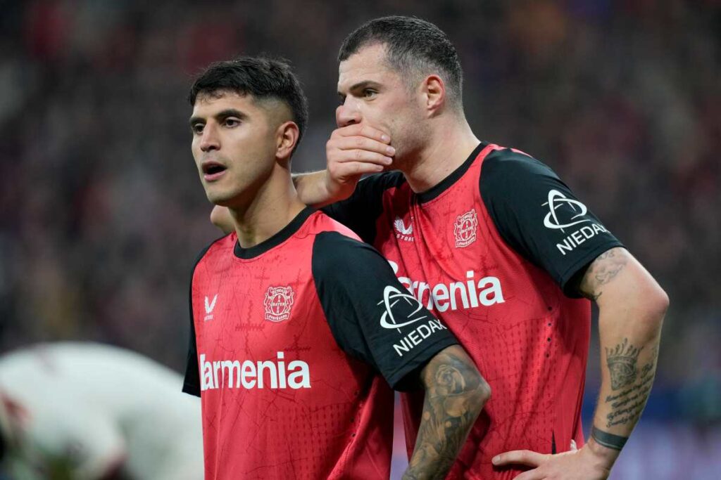 Xhaka con compagno