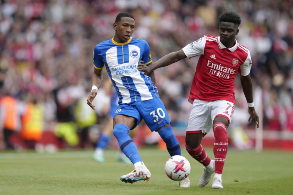 Estupinan contro l'Arsenal