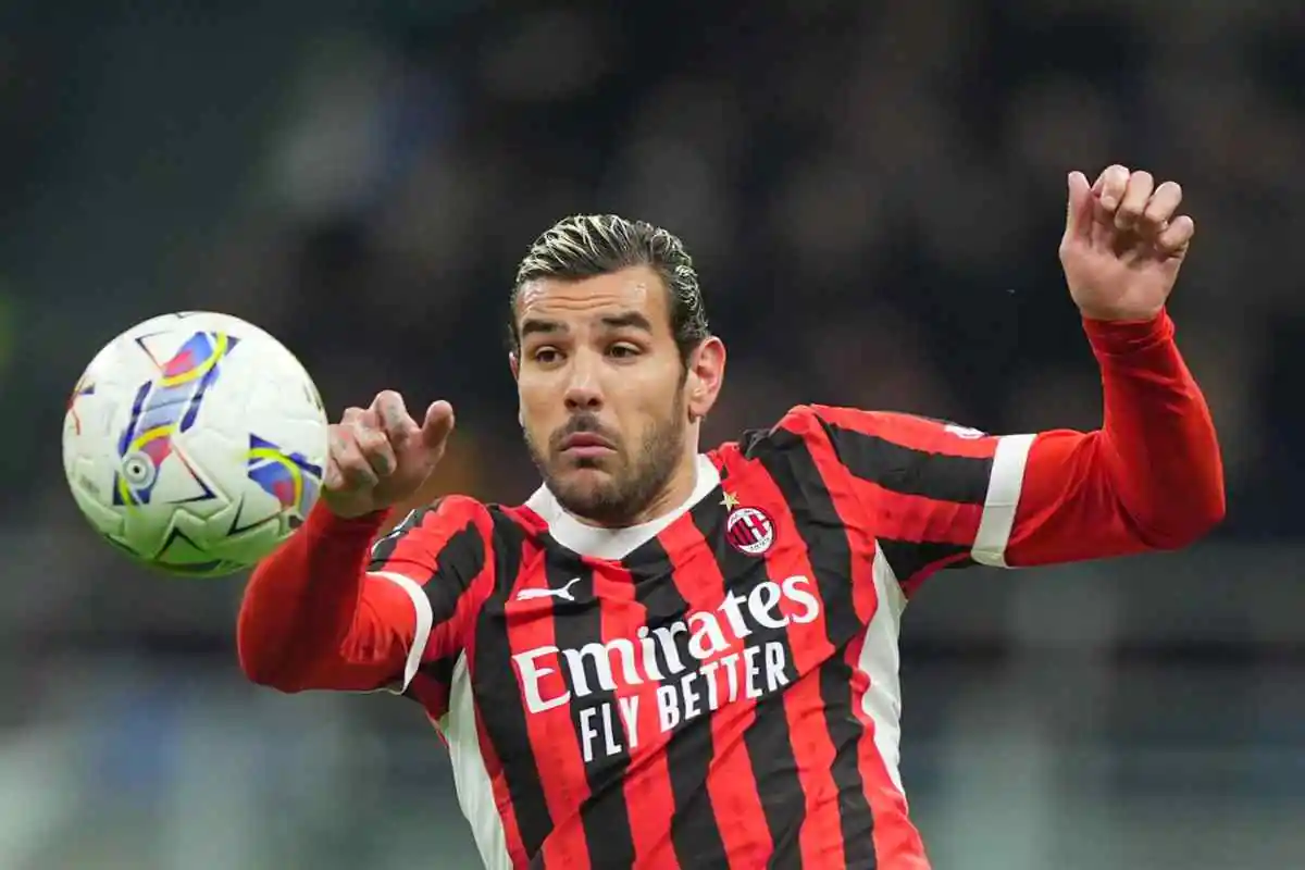 Theo Hernandez in campo