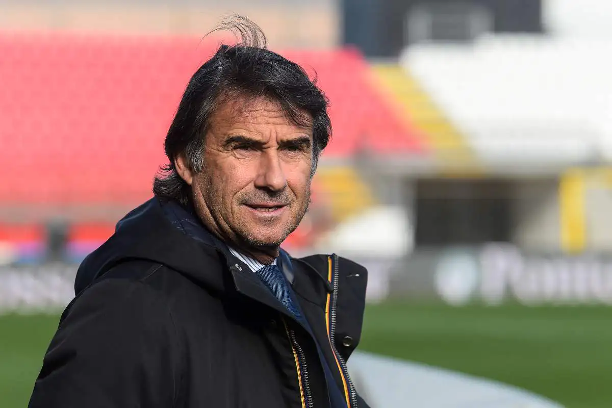 Carnevali esce allo scoperto per Adli