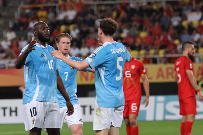 De Cuyper con Lukaku e De Bruyne