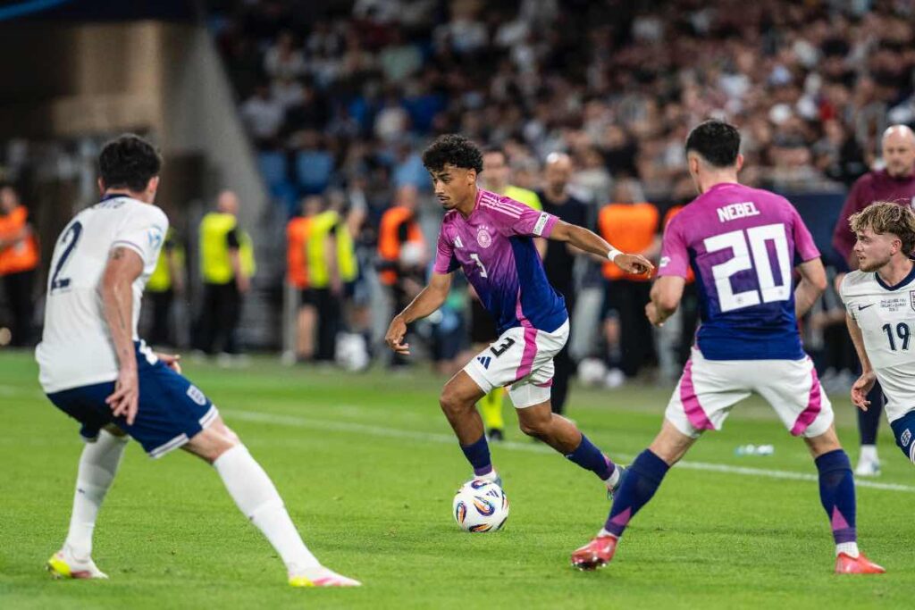 Milan su Nathaniel Brown