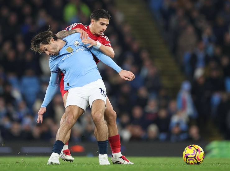 Dominguez contro Grealish