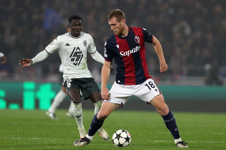 Pobega con il Bologna