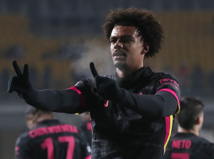 Veiga esulta dopo una rete