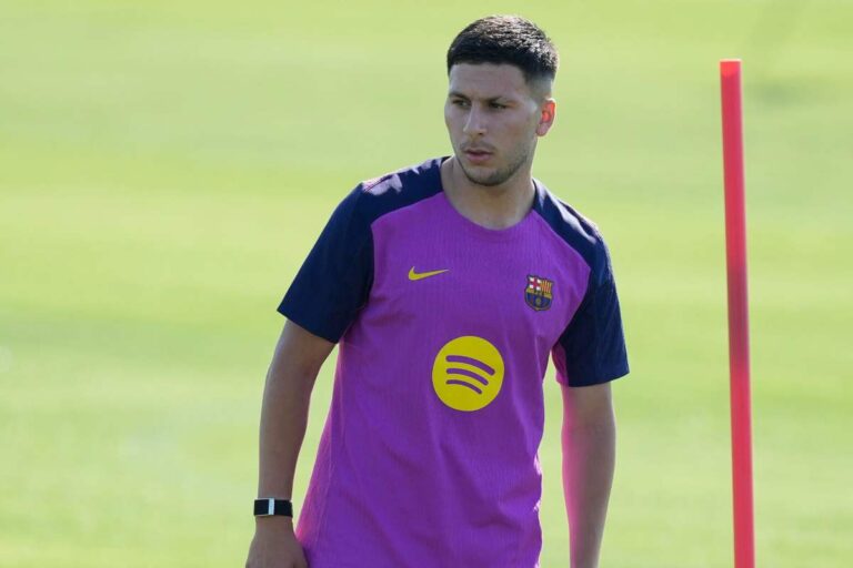 Bardghji durante un allenamento con il Barcellona