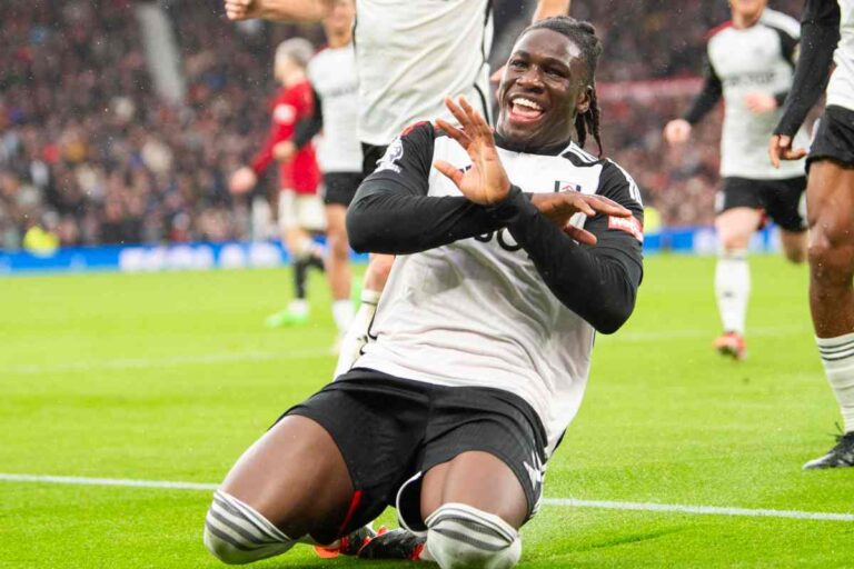 Bassey esulta dopo una rete