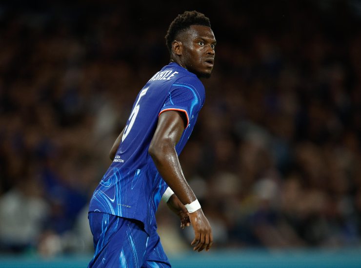 Badiashile in primo piano