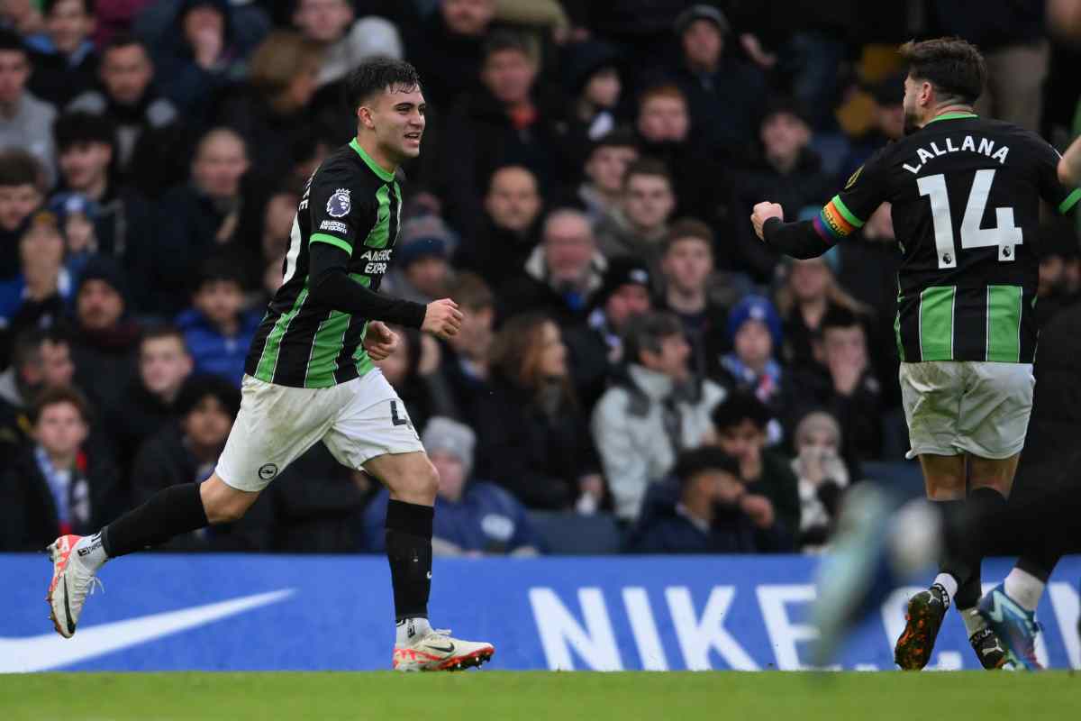 Buonanotte esulta con un compagno