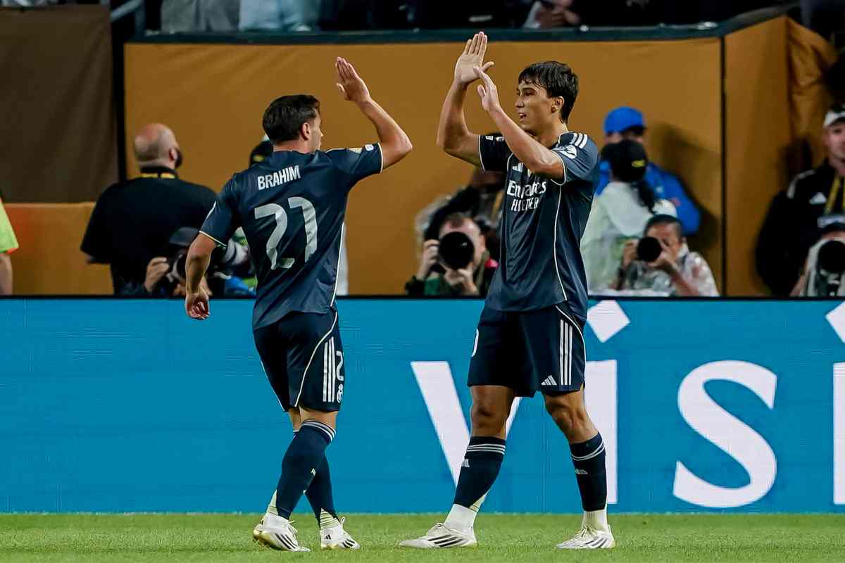 Brahim Diaz esulta con Gonzalo Garcia