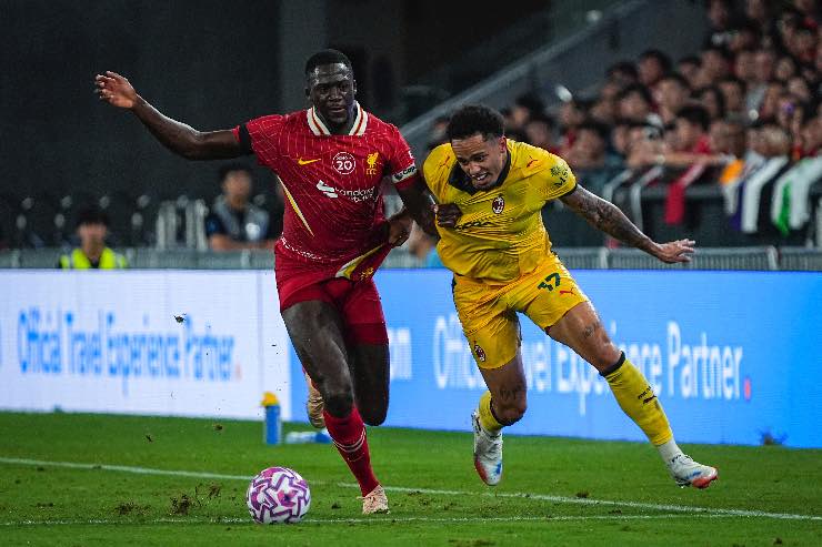 Milan, Tare cede Okafor al Leed United