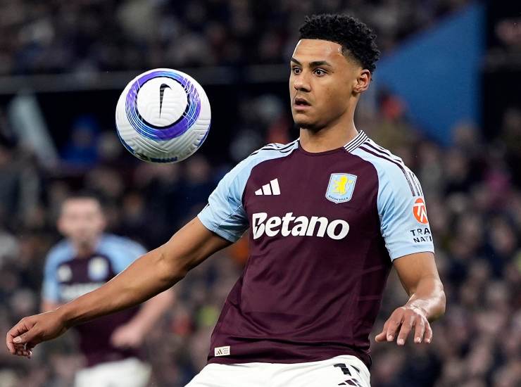 Watkins controlla la sfera