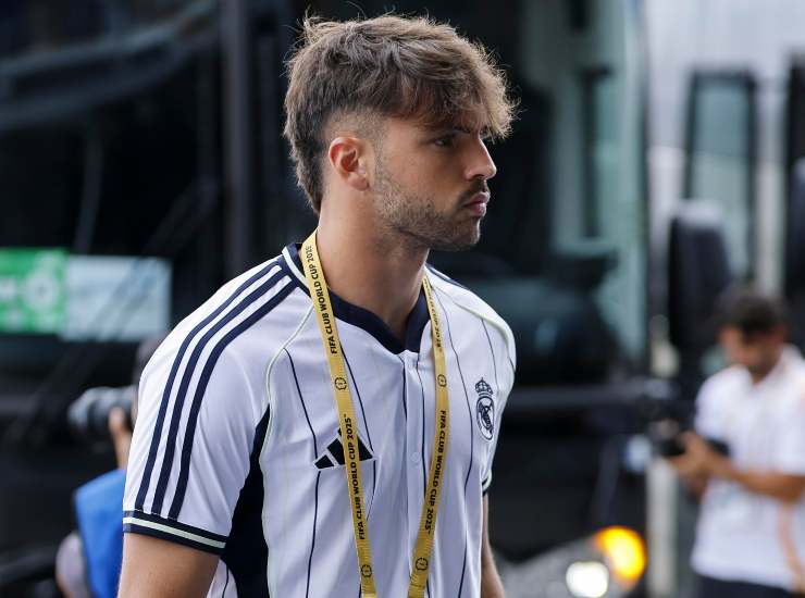 Raul Asencio in primo piano