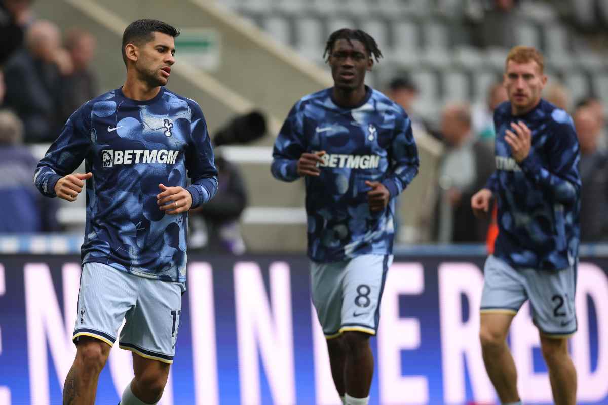 Romero durante un riscaldamento