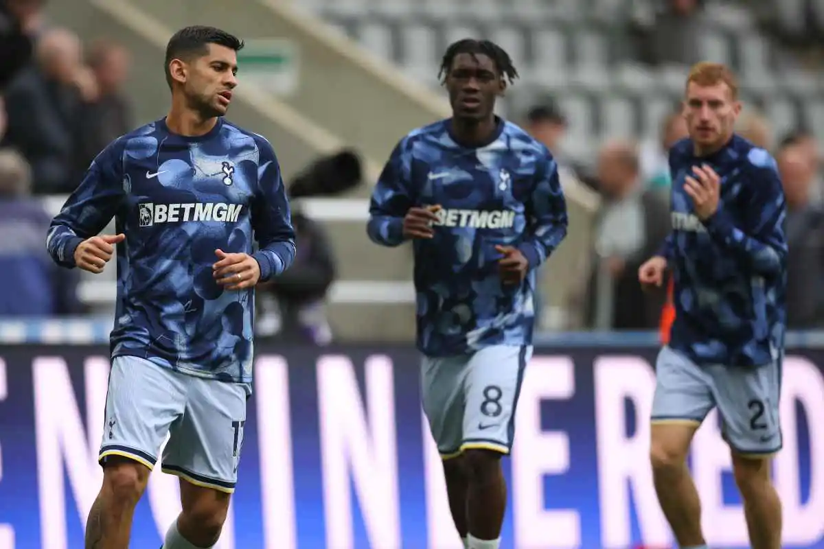 Romero durante un riscaldamento