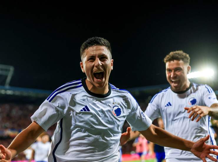 Bardghji esulta dopo una rete