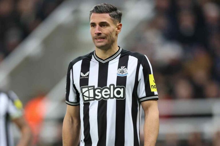 Thiaw al Newcastle con lo scambio